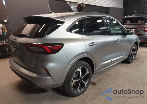 2023 Ford Escape St-Line Select from USA, damaged, VIN 1FMCU9NA8PUA55687